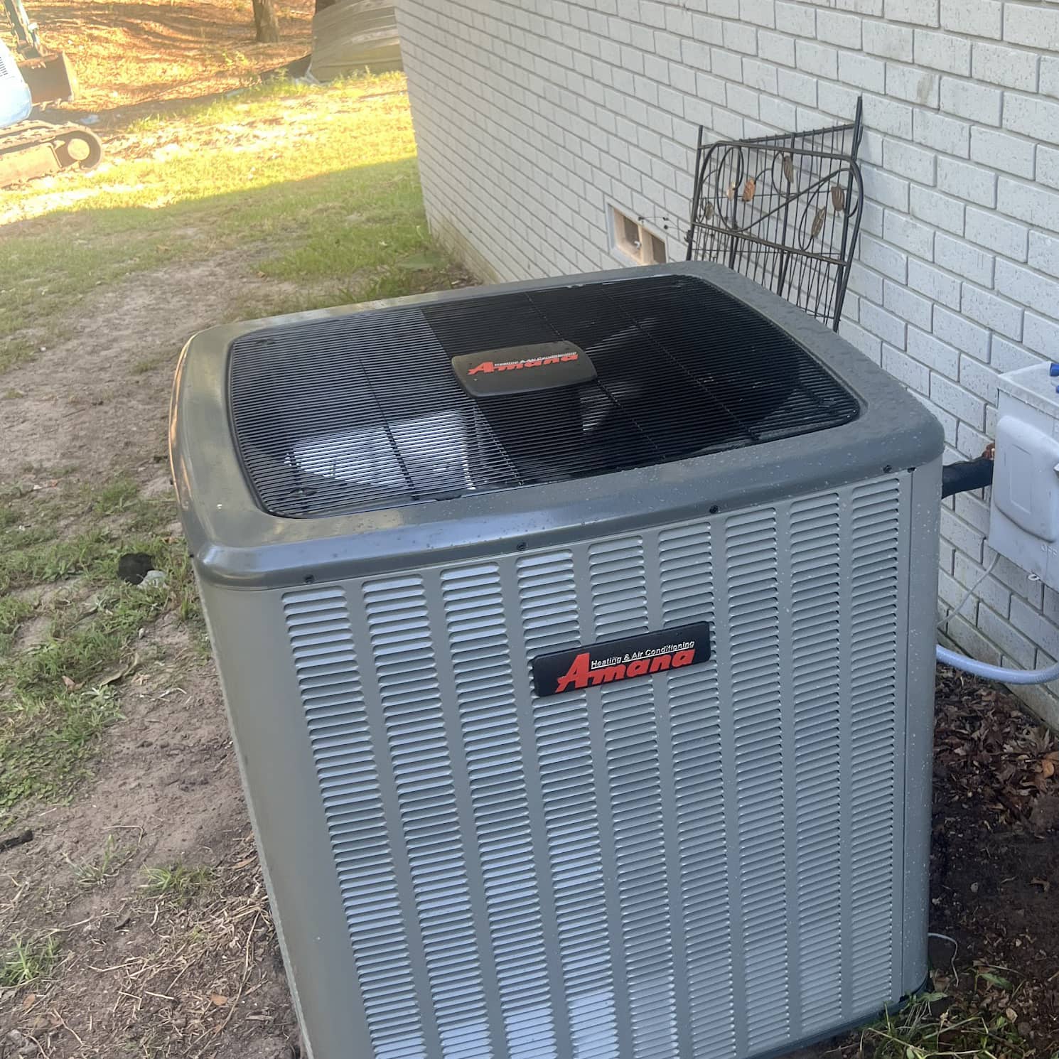 New HVAC unit installed by Robert Sloan near Athens TX